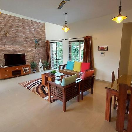 Soul Tree Deluxe Villa 106 拉瓦萨市 外观 照片
